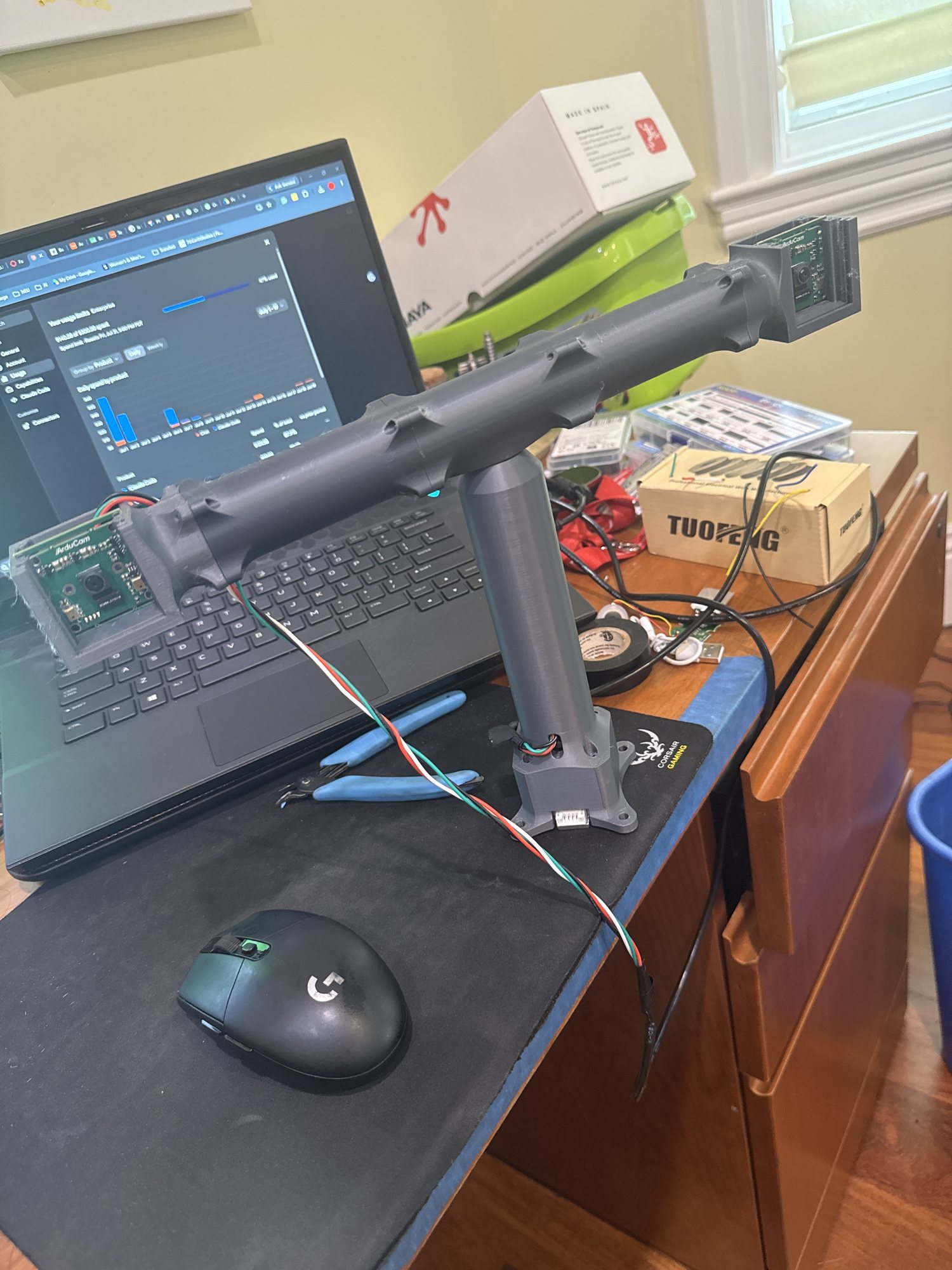 Stereo camera for onboard tracking on v2